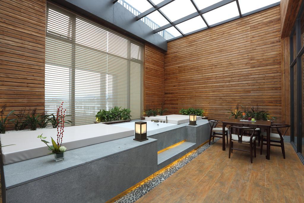 S&N Zhejiang Linhai International Hotel Room photo